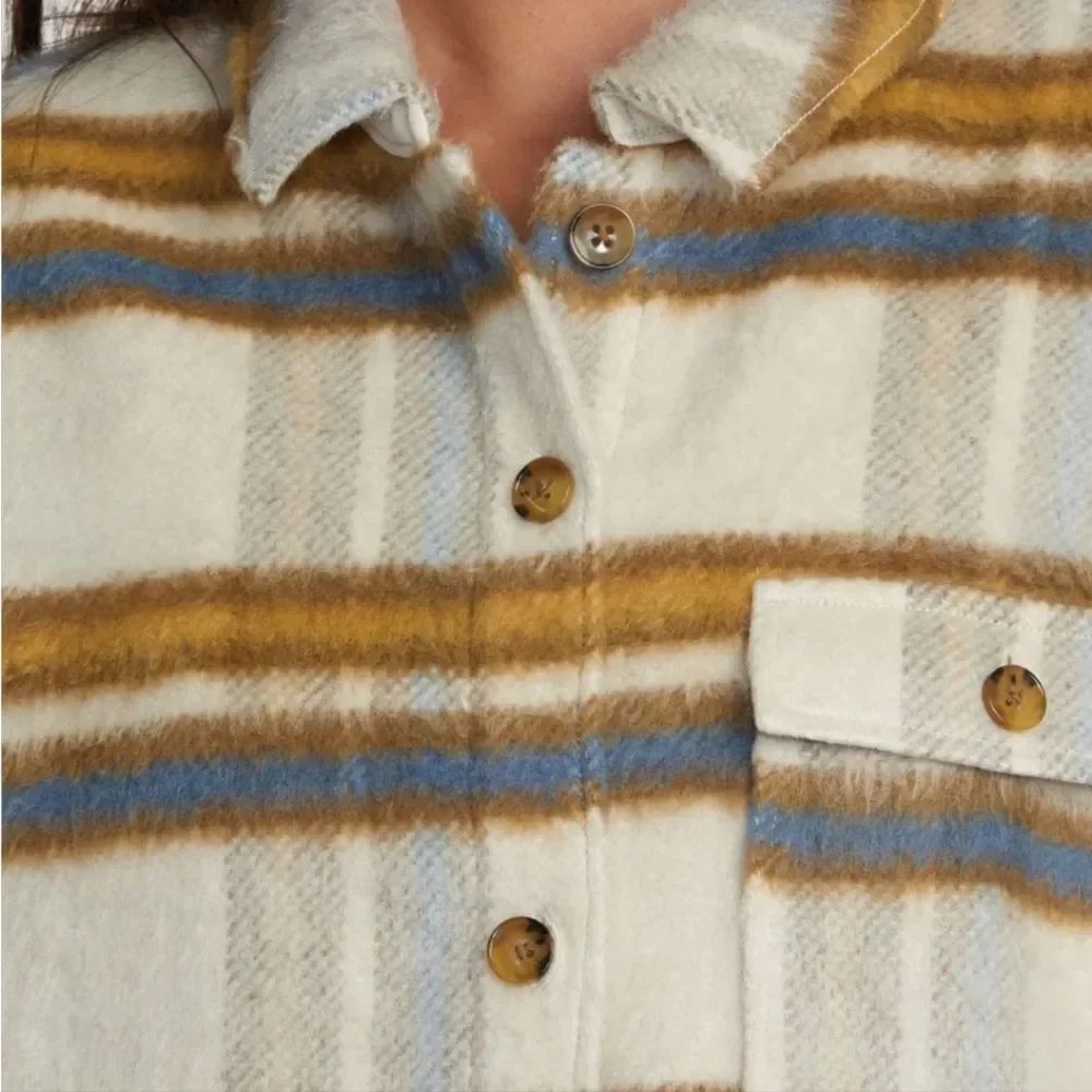 RVCA Birdie Shacket - Picture 5 of 6